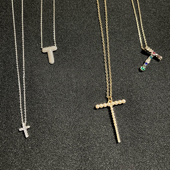 4 Necklaces - Picture 3 of 3